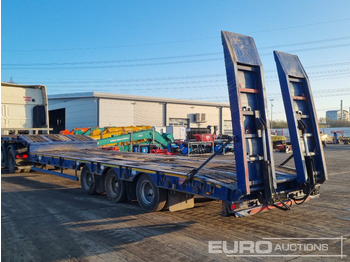 Semirremolque góndola rebajadas 2018 McCauley Tri Axle Step Frame Low Loader Trailer, Out Riggers, Hydraulic Ramps: foto 3