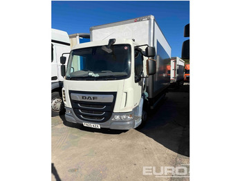 Camión caja cerrada DAF LF 180