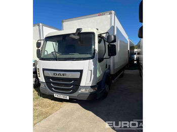 Camión caja cerrada DAF LF 180