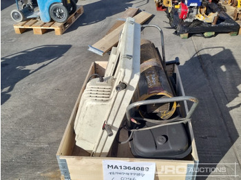 Equipo de construcción Master 100 Volt Space Heater, 110 Volt Mobile Band Saw: foto 2