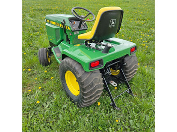Tractor municipal John Deere 318: foto 3