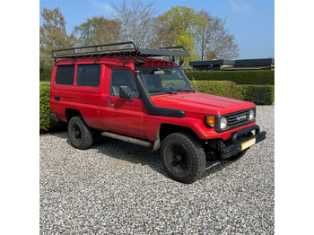 Coche TOYOTA