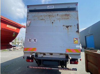Camión caja cerrada DAF LF 55.220: foto 4 Camión caja cerrada DAF LF 55.220: foto 4