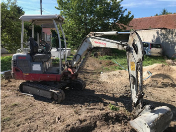 Miniexcavadora TAKEUCHI