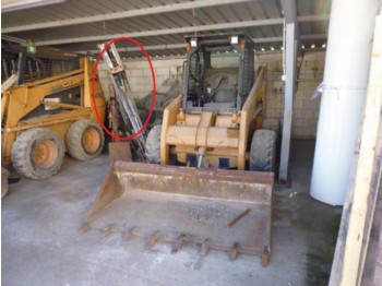 Cargadora de ruedas MINI CARGADORA BOBCAT 863 1999: foto 1