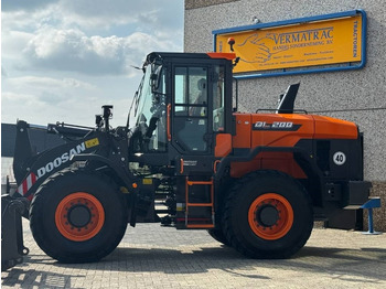 Minicargadora Doosan DEVELON / DOOSAN DL200-7,: foto 4
