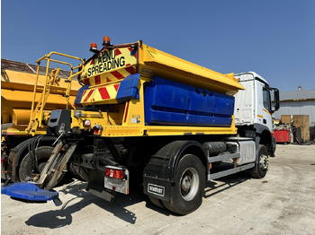 Vehículo municipal, Camión Mercedes-Benz 1824: foto 3 Vehículo municipal, Camión Mercedes-Benz 1824: foto 3