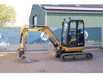Excavadora de cadenas CATERPILLAR 302.7D