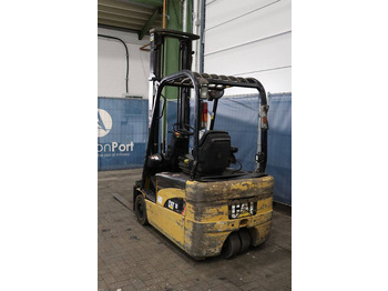 Carretilla elevadora eléctrica Caterpillar EP18NT-48E: foto 4