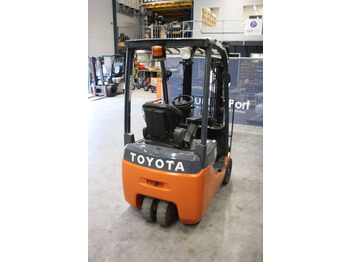 Carretilla elevadora eléctrica Toyota 8FBE15T: foto 5 Carretilla elevadora eléctrica Toyota 8FBE15T: foto 5
