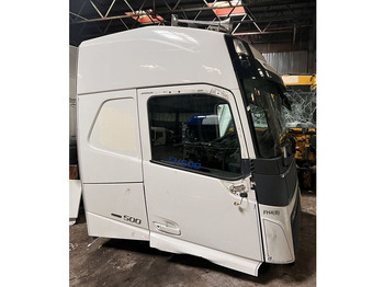 Puerta y piezas VOLVO