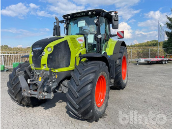 Tractor CLAAS Axion