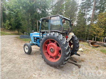 Tractor FORD 4000: foto 4