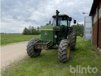 Tractor John Deere 4640: foto 1