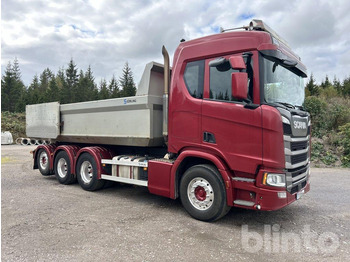 Camión volquete SCANIA R 500