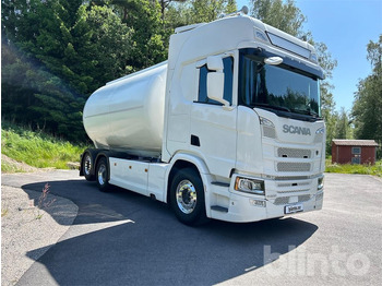 Camión cisterna SCANIA R 500