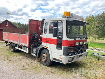 Camión caja abierta VOLVO FL
