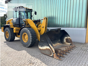 Cargadora de ruedas CATERPILLAR 938M