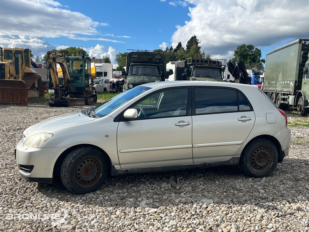 2005 Toyota Corolla 1.6 81kW - Coche: foto 4 2005 Toyota Corolla 1.6 81kW - Coche: foto 4