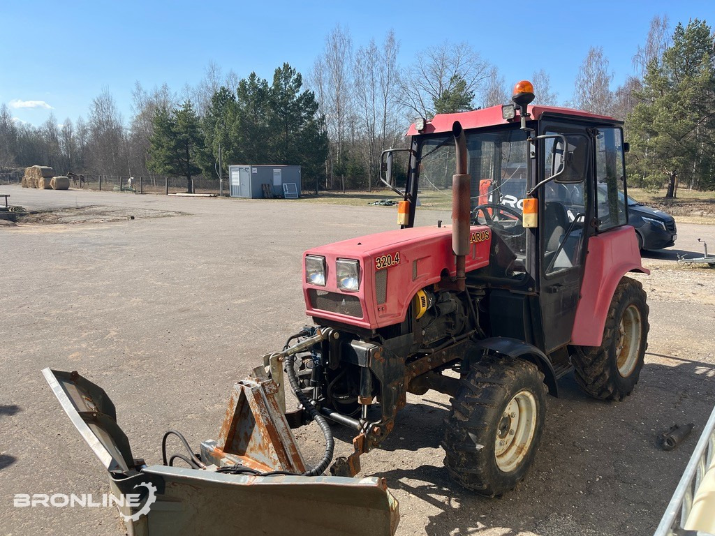 2016 Belarus 320.4 Tractor + Snow plow - Tractor: foto 3 2016 Belarus 320.4 Tractor + Snow plow - Tractor: foto 3
