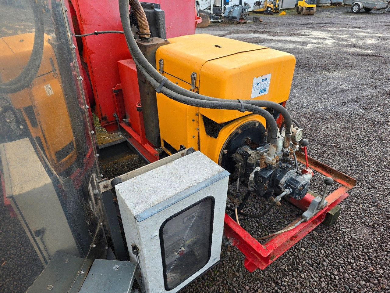 Asphaltkocher R. Kolberg ATK H 12 Baujahr 2010 - Construcción de carreteras: foto 4 Asphaltkocher R. Kolberg ATK H 12 Baujahr 2010 - Construcción de carreteras: foto 4