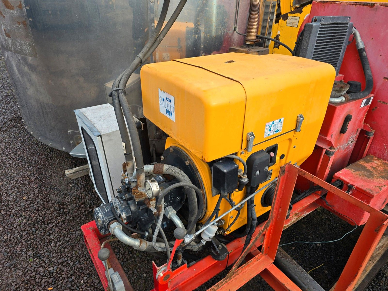 Asphaltkocher R. Kolberg ATK H 12 Baujahr 2010 - Construcción de carreteras: foto 3 Asphaltkocher R. Kolberg ATK H 12 Baujahr 2010 - Construcción de carreteras: foto 3