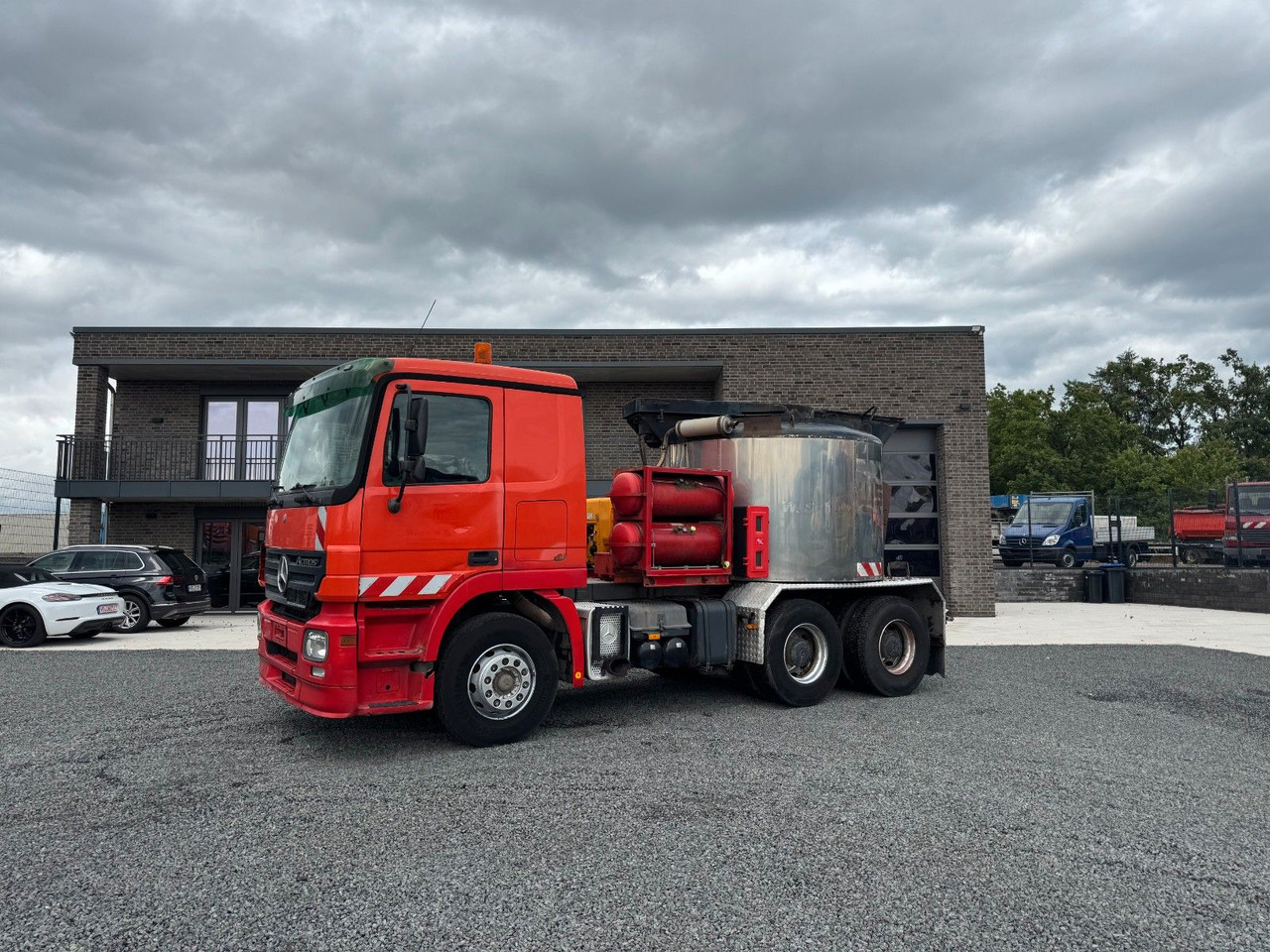 Mercedes-Benz Actros 2641 LS 6x4 Asphaltkocher 6x4 - Camión: foto 1 Mercedes-Benz Actros 2641 LS 6x4 Asphaltkocher 6x4 - Camión: foto 1