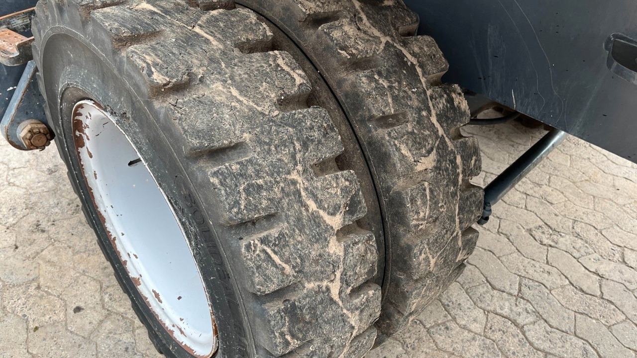 Manipulador de materiales Fuchs TeRex MHL 320 D Umschlagbagger Greifer Pratzen: foto 11