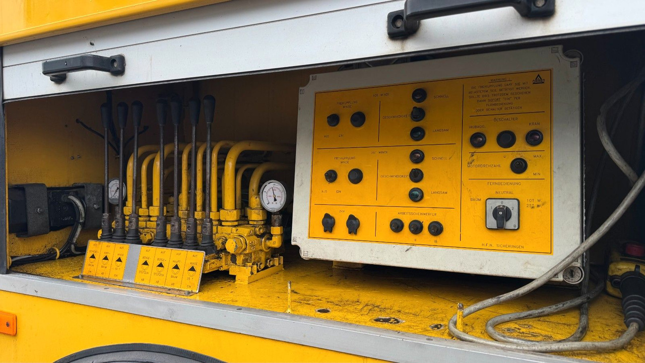 MAN 35.463 Abschleppwagen Kran LKW Berger - Grua de remolque autos: foto 5 MAN 35.463 Abschleppwagen Kran LKW Berger - Grua de remolque autos: foto 5