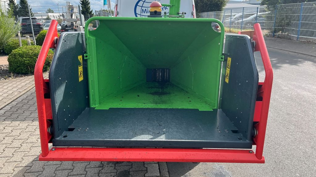 GreenMech Arborist 130 Häcksler Holz - Remolque: foto 5 GreenMech Arborist 130 Häcksler Holz - Remolque: foto 5