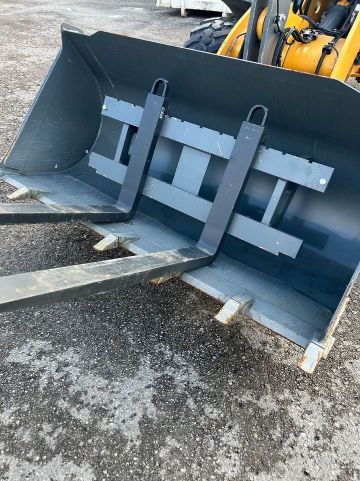 Liebherr L 506 - Cargadora de ruedas: foto 2 Liebherr L 506 - Cargadora de ruedas: foto 2