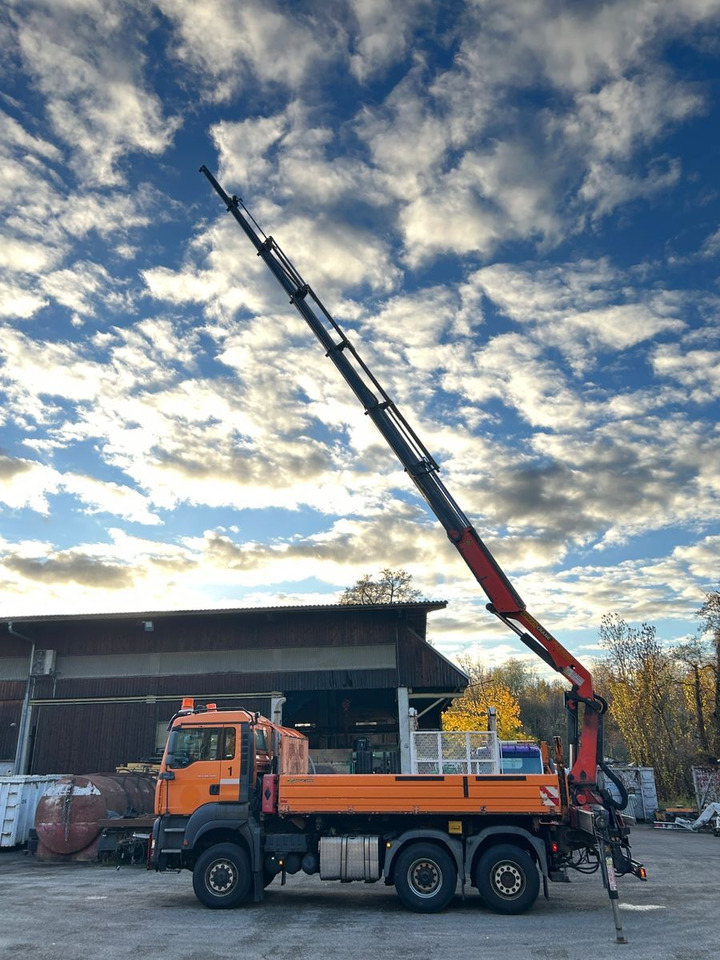 MAN TGA 28.400 6x-4BL Palfinger 23002 - Camión volquete, Camión grúa: foto 2 MAN TGA 28.400 6x-4BL Palfinger 23002 - Camión volquete, Camión grúa: foto 2