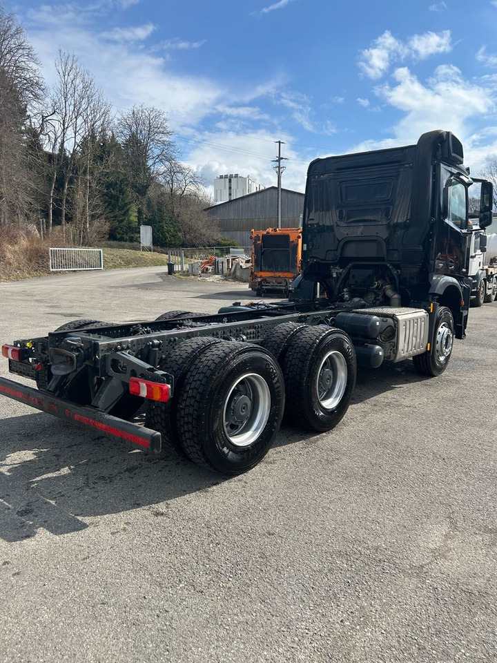 Camión chasis Mercedes-Benz Arocs 26.40 6x4 Kipperfahrgestell BB: foto 7 Camión chasis Mercedes-Benz Arocs 26.40 6x4 Kipperfahrgestell BB: foto 7