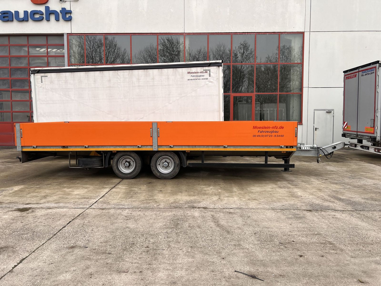 Möslein 13 t Pritschenanhänger- Tieflader, wenig Benutz - Remolque plataforma/ Caja abierta: foto 1 Möslein 13 t Pritschenanhänger- Tieflader, wenig Benutz - Remolque plataforma/ Caja abierta: foto 1