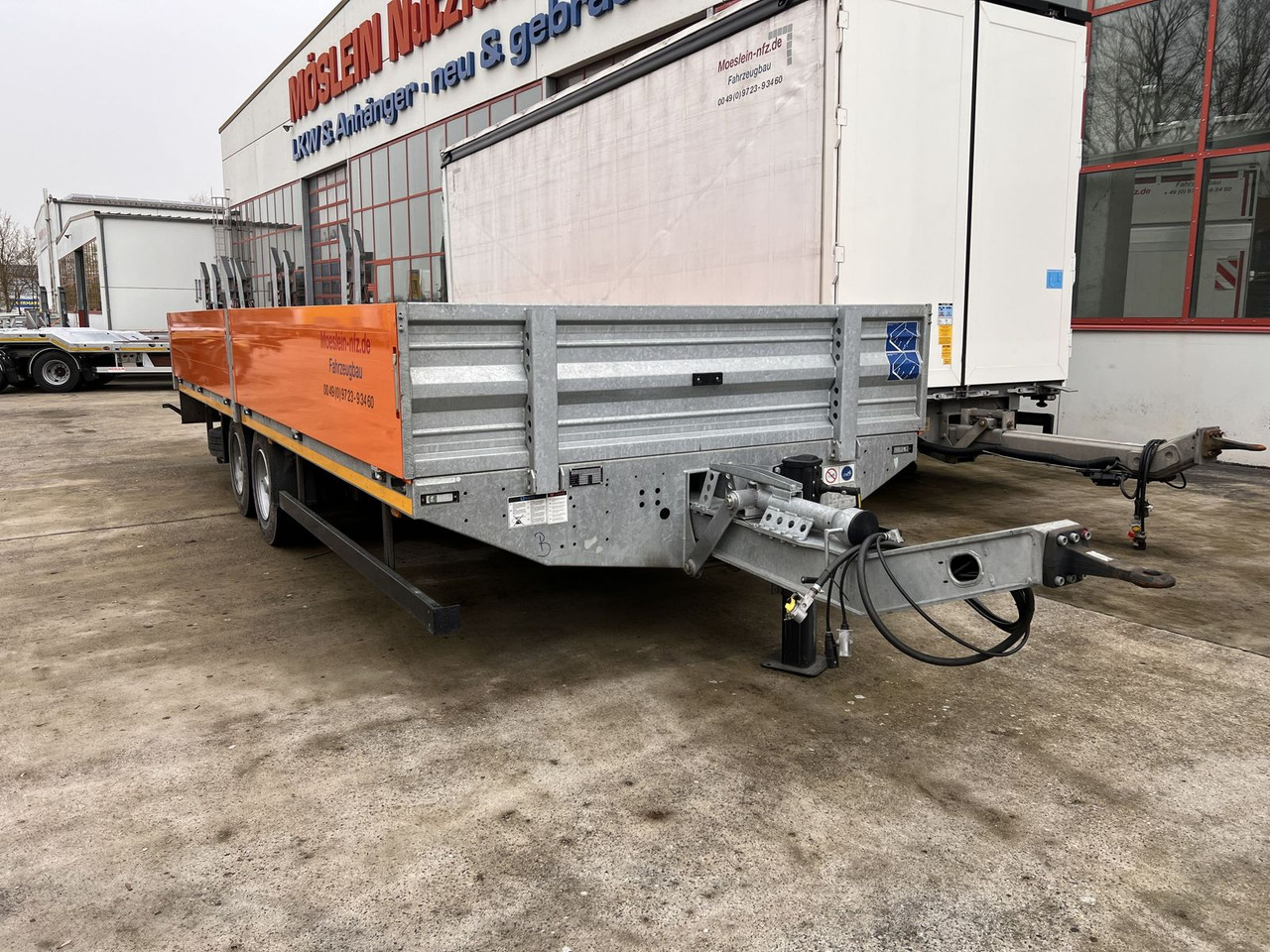 Möslein 13 t Pritschenanhänger- Tieflader, wenig Benutz - Remolque plataforma/ Caja abierta: foto 5 Möslein 13 t Pritschenanhänger- Tieflader, wenig Benutz - Remolque plataforma/ Caja abierta: foto 5