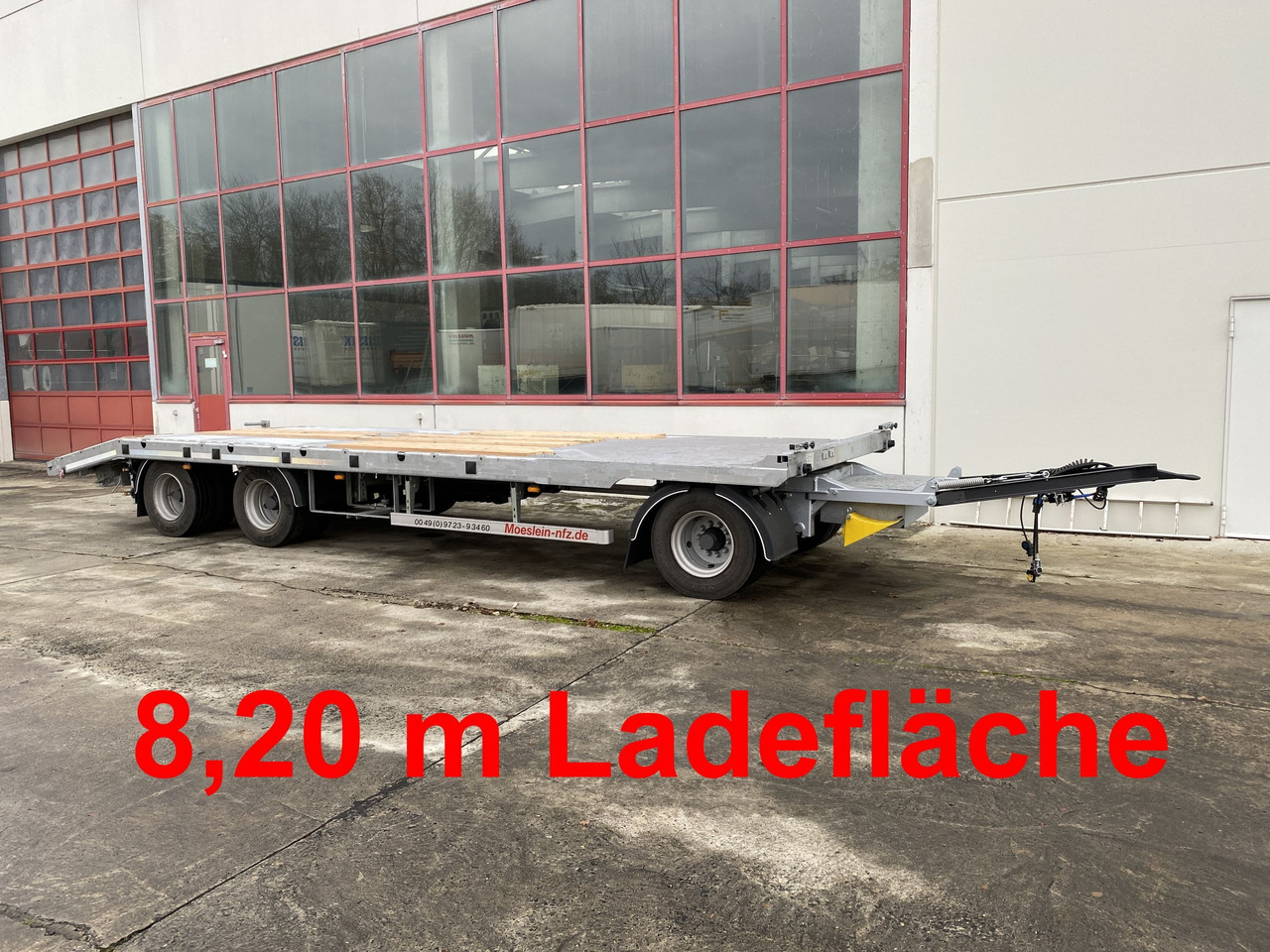 Möslein T 3-8,20 P OR 3 Achs Tieflader gerader Ladefläche 8,10 m,Neufahrzeug - Remolque góndola rebajadas: foto 1 Möslein T 3-8,20 P OR 3 Achs Tieflader gerader Ladefläche 8,10 m,Neufahrzeug - Remolque góndola rebajadas: foto 1