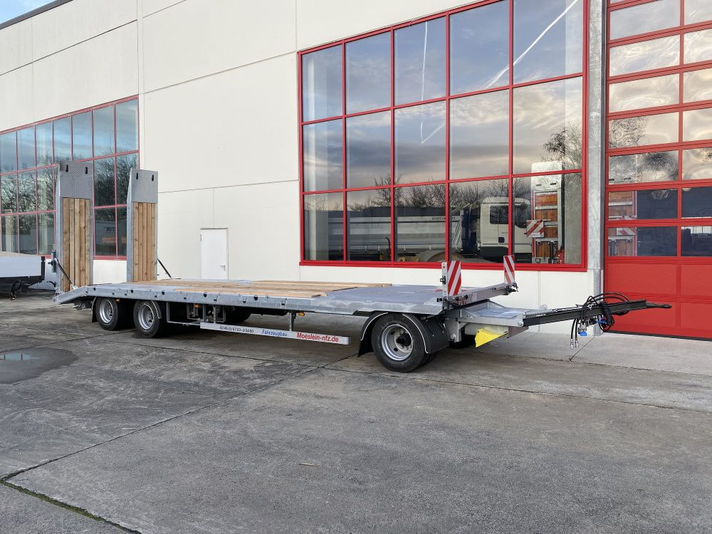 Möslein T 3-9,20 F Blatt 3 Achs Tieflader mit gerader Ladefläche 9 m, Neufahrzeug - Remolque góndola rebajadas: foto 4 Möslein T 3-9,20 F Blatt 3 Achs Tieflader mit gerader Ladefläche 9 m, Neufahrzeug - Remolque góndola rebajadas: foto 4