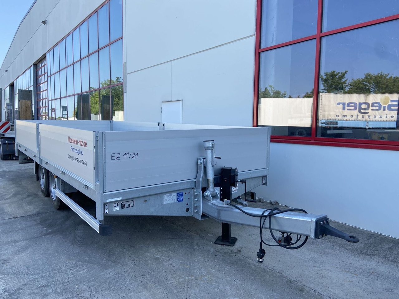 Möslein Tandem- Pritschenanhänger, neuwertig - Remolque plataforma/ Caja abierta: foto 3 Möslein Tandem- Pritschenanhänger, neuwertig - Remolque plataforma/ Caja abierta: foto 3