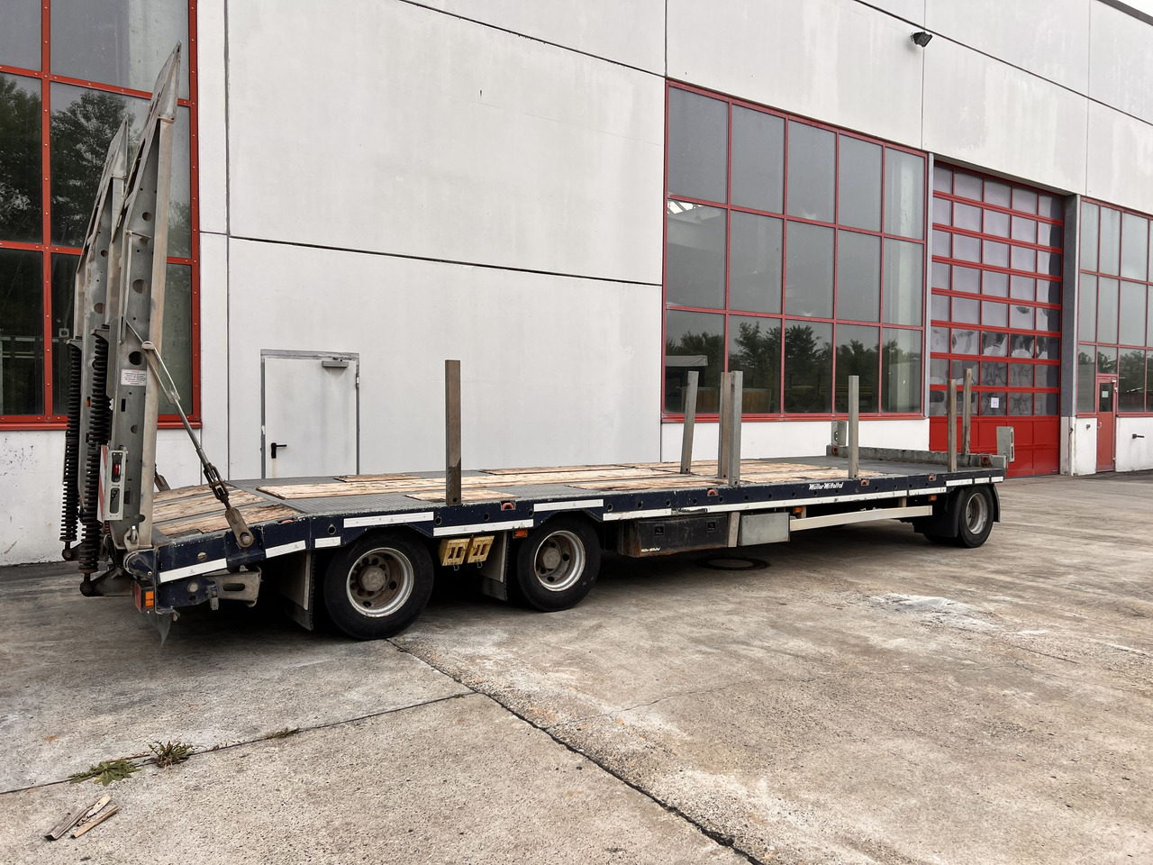 Müller Mitteltal D3 3 Achs Tieflader 9 m, Verzinkt, Wenig Benutzt - Remolque góndola rebajadas: foto 5 Müller Mitteltal D3 3 Achs Tieflader 9 m, Verzinkt, Wenig Benutzt - Remolque góndola rebajadas: foto 5