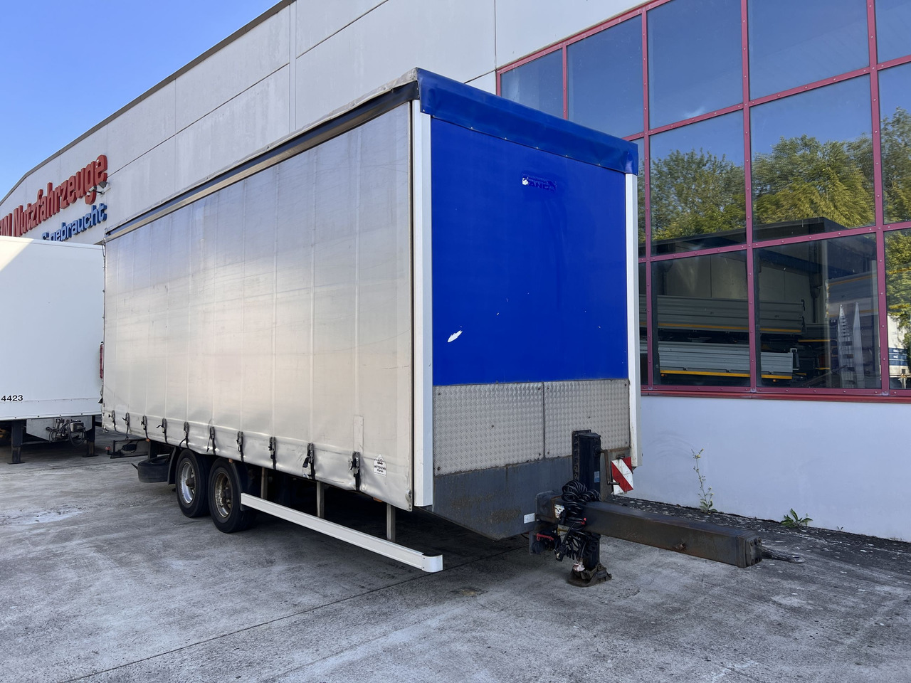 Tang, Karl ZCS 105 Tandem- Planenanhänger - Remolque con toldo: foto 4 Tang, Karl ZCS 105 Tandem- Planenanhänger - Remolque con toldo: foto 4