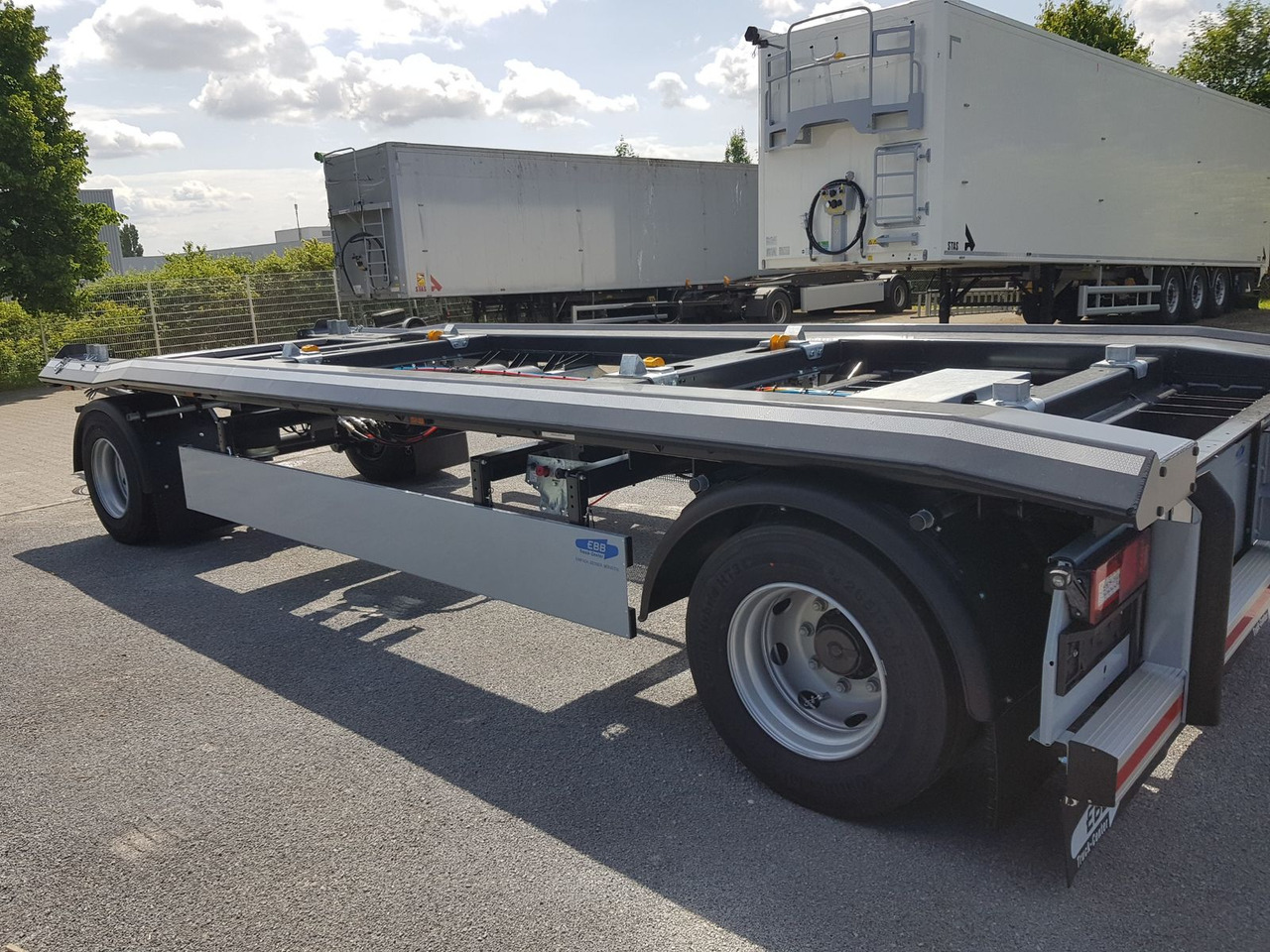 Außenroller 20 AR - Remolque multilift/ Portacontenedores de cadenas: foto 3 Außenroller 20 AR - Remolque multilift/ Portacontenedores de cadenas: foto 3