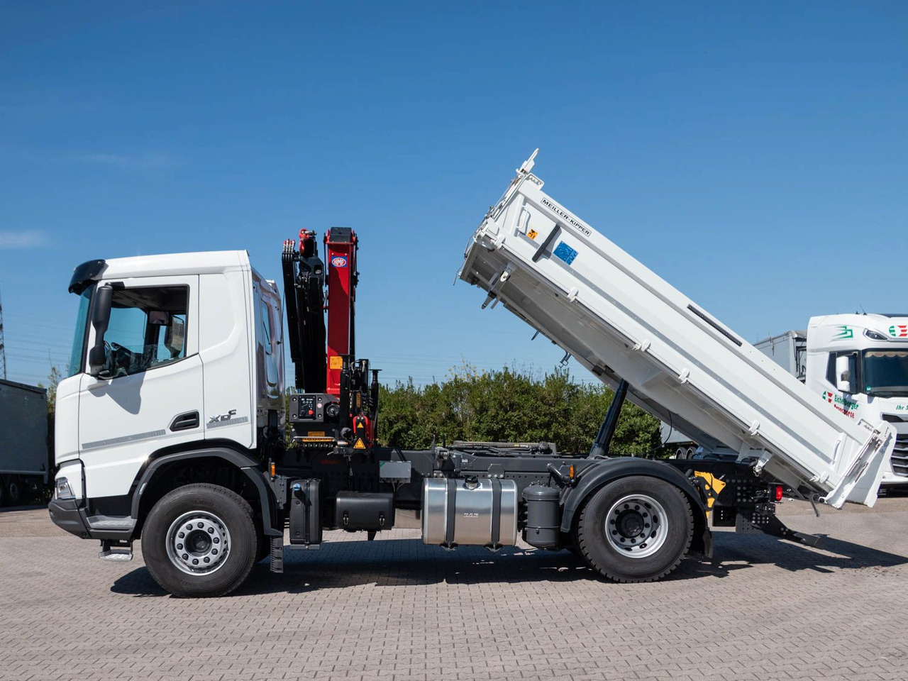 DAF XDC 370 FA Meiller Krankipper HMF DAF XDC 370 FA Meiller Krankipper HMF - Camión volquete: foto 3 DAF XDC 370 FA Meiller Krankipper HMF DAF XDC 370 FA Meiller Krankipper HMF - Camión volquete: foto 3