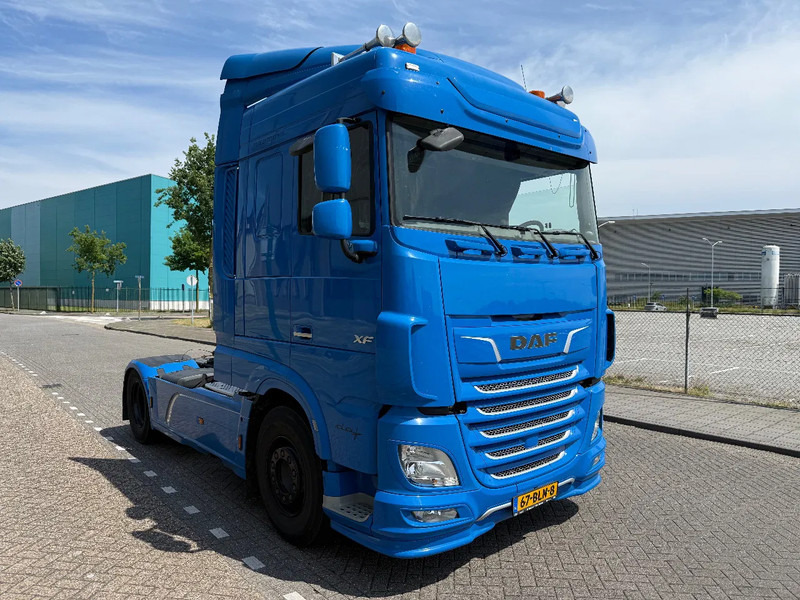 DAF XF 480 2019 only 674.000 km !!! like new !!! - Cabeza tractora: foto 2 DAF XF 480 2019 only 674.000 km !!! like new !!! - Cabeza tractora: foto 2