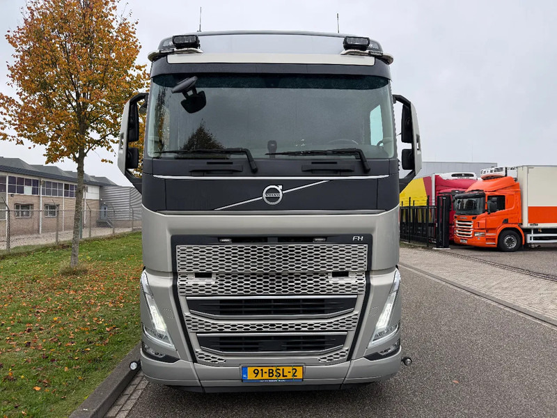 Volvo FH 460 2022 only 406.000 km !!! - Cabeza tractora: foto 5 Volvo FH 460 2022 only 406.000 km !!! - Cabeza tractora: foto 5