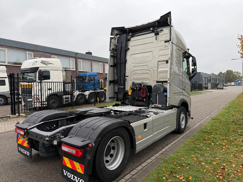 Volvo FH 460 2022 only 406.000 km !!! - Cabeza tractora: foto 4 Volvo FH 460 2022 only 406.000 km !!! - Cabeza tractora: foto 4