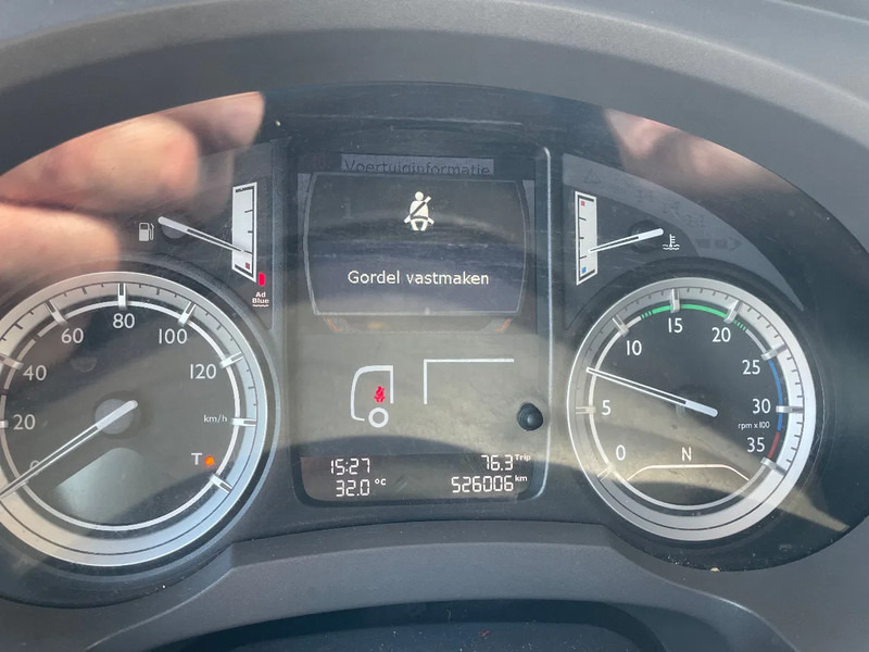 Camión caja cerrada DAF LF 180 8-2016: foto 14 Camión caja cerrada DAF LF 180 8-2016: foto 14