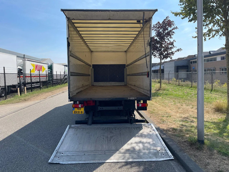 Camión caja cerrada DAF LF 180 8-2016: foto 8 Camión caja cerrada DAF LF 180 8-2016: foto 8