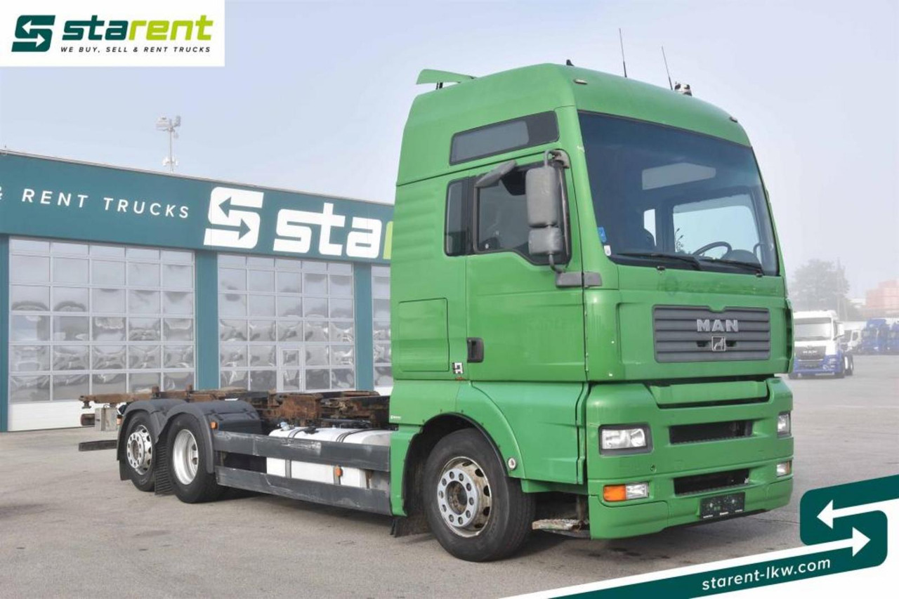 MAN TGX XXL 26.440 6x2 LL BDF 4 - Sitze Achswaage - Camión portacontenedore/ Intercambiable: foto 4 MAN TGX XXL 26.440 6x2 LL BDF 4 - Sitze Achswaage - Camión portacontenedore/ Intercambiable: foto 4