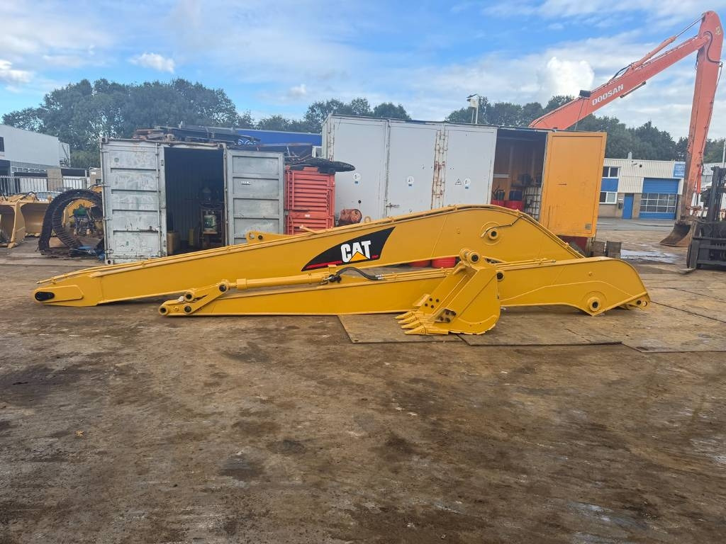 CAT 320 GC LONG REACH BOOM 15M - Excavadora: foto 1 CAT 320 GC LONG REACH BOOM 15M - Excavadora: foto 1