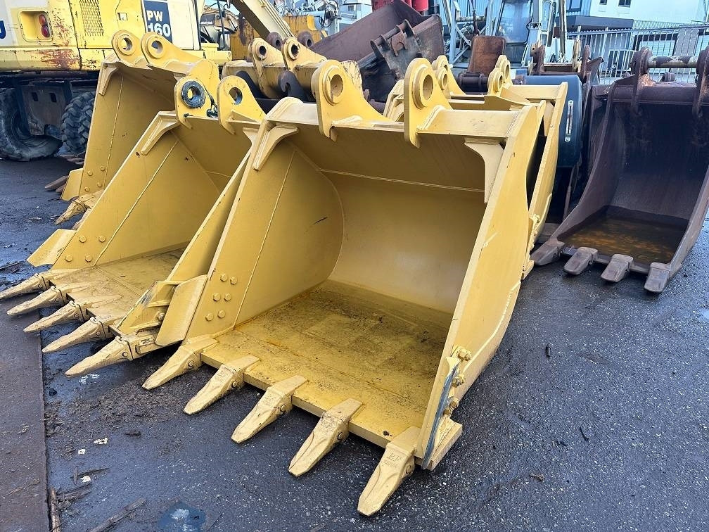 CAT 330 bucket UNUSED  - Cazo para Maquinaria de construcción: foto 1 CAT 330 bucket UNUSED  - Cazo para Maquinaria de construcción: foto 1